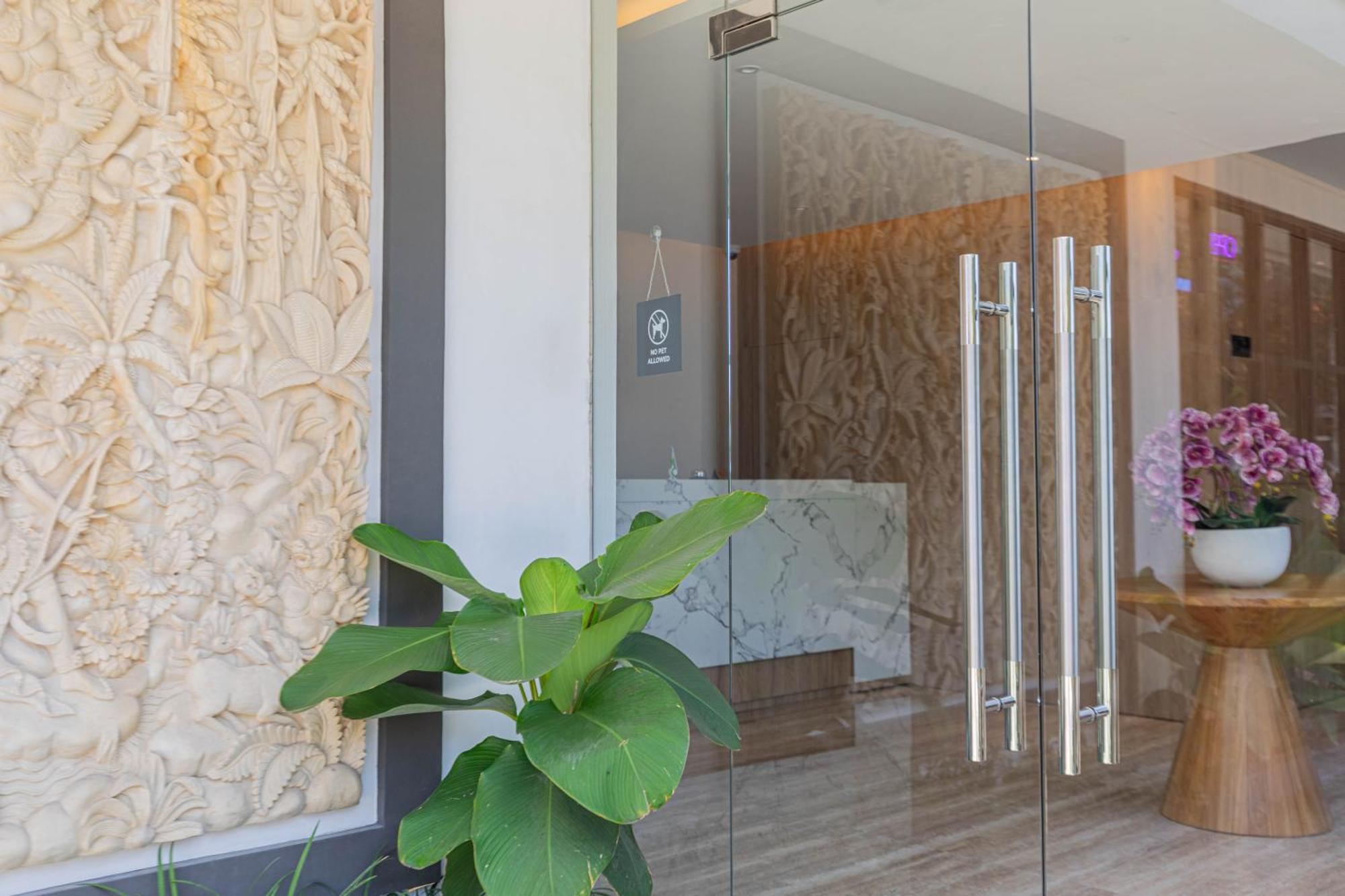The Baliem Hotel Jimbaran  Exterior photo